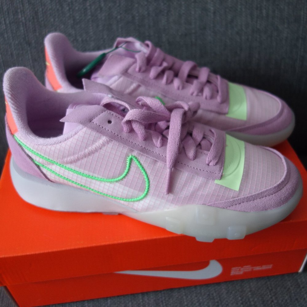 Nike Waffle Racer 2X Womens Size 7 Sneakers *Brand New Never Worn*